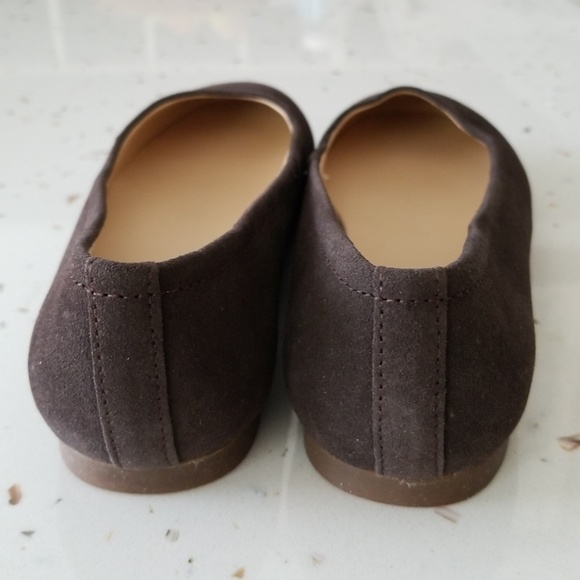 Brand New Lands' End Brown Suede Flats - Picture 4 of 5